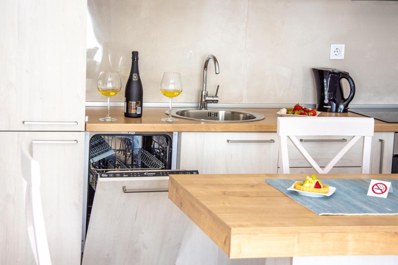 Ralux Apartman Тиват Екстериор снимка